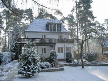 Hausansicht Winter