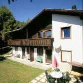 Almhaus mit Terrasse und Garten